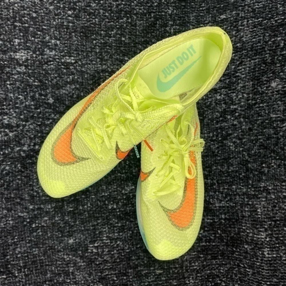Nike Zoom Victory Barely Volt